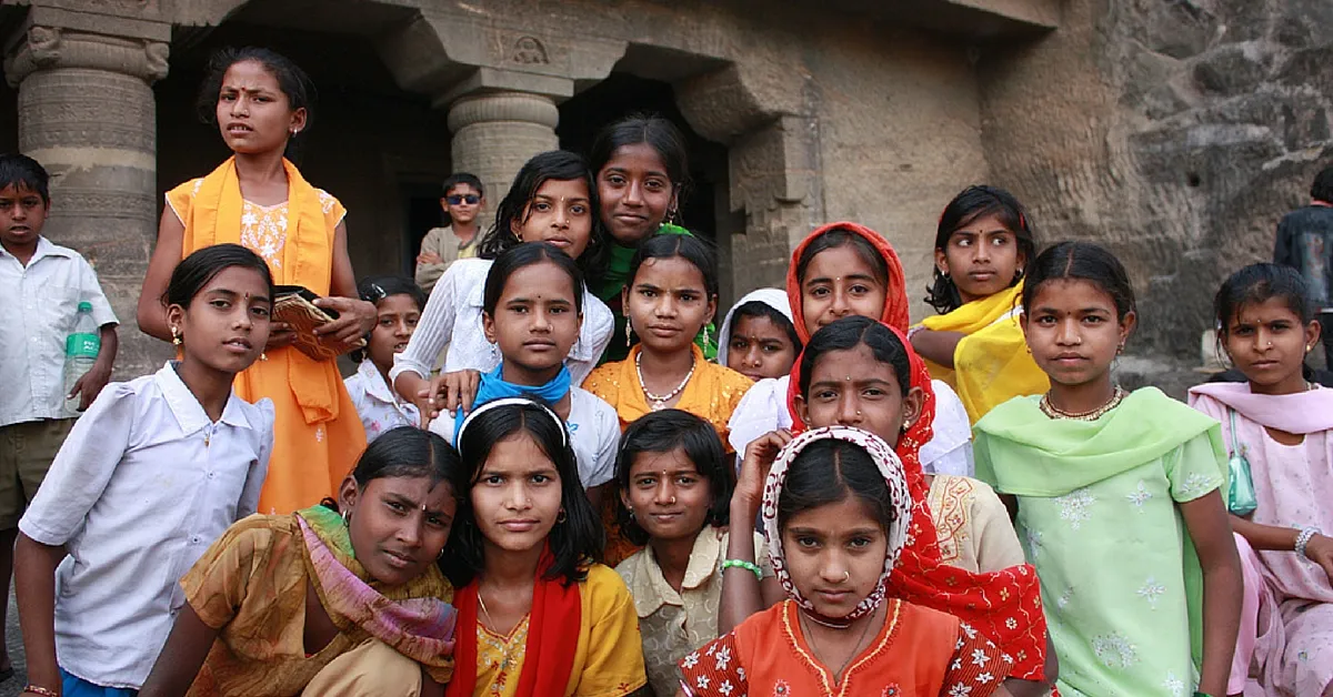 EFFECTIVE COMMUNICATION STRATEGIES FOR ENGAGING DIVERSE ADOLESCENT POPULATIONS